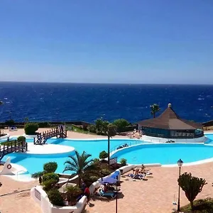 rocas-del-mar-holiday.adeje-hotels.com/